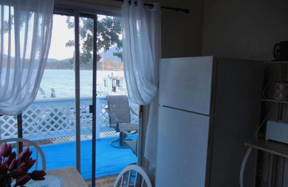 Blue Fish Cove Resort Clearlake Oaks エクステリア 写真